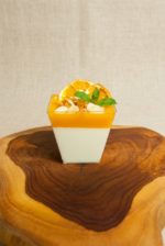 Panna cotta z musem mango ( 10 szt ) - obrazek 2